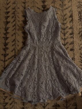 Rare Editions lined lace baby blue dress